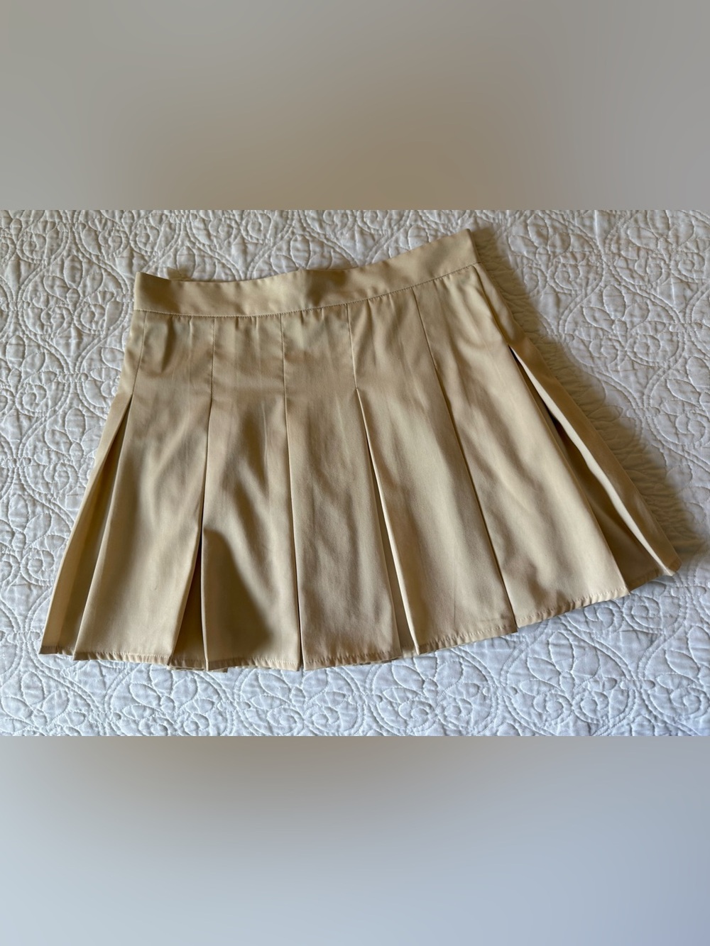 Forever 21 Junior’s L Pleated Lined Khaki Skirt - Picture 1 of 6